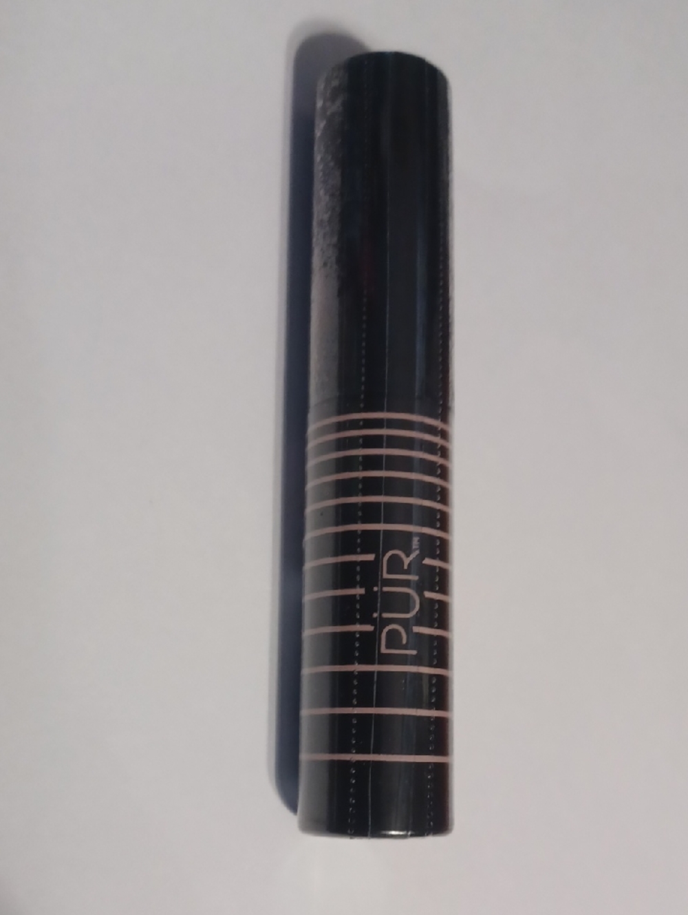 Bio Charged Plant-Powered Volumizing Mascara